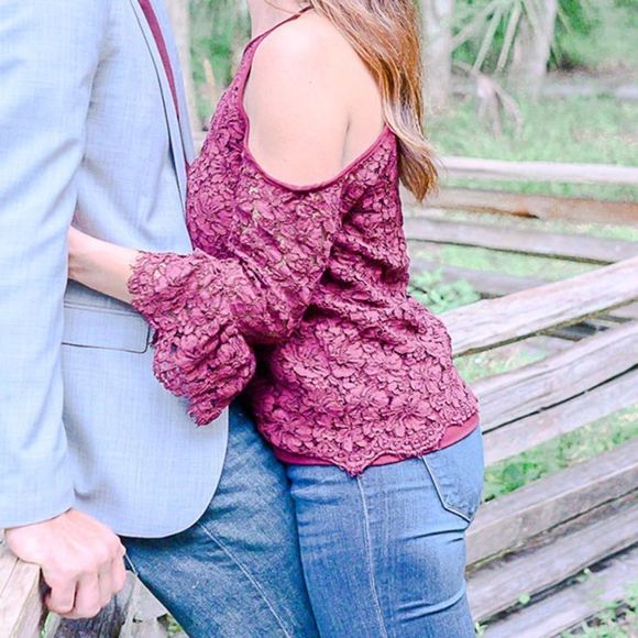 Skies Are Blue Lia Cold Shoulder Lace Blouse - Picture 16 of 16